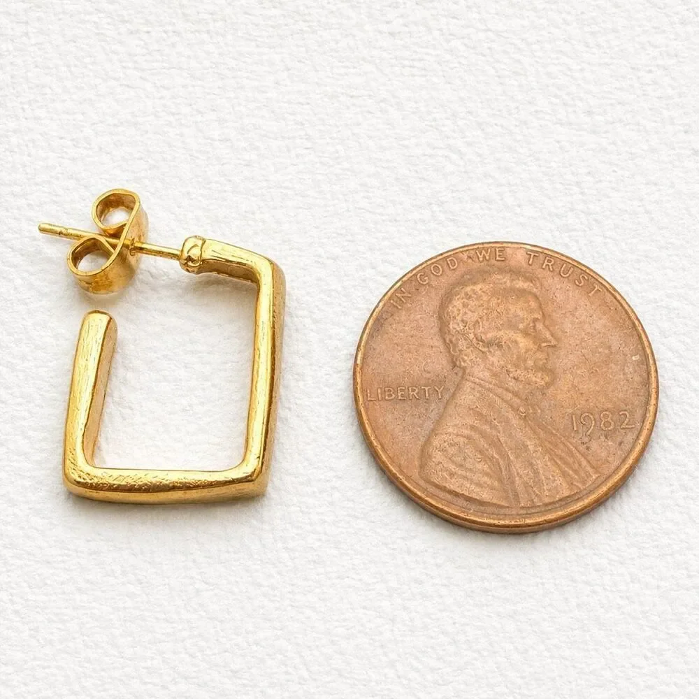 Axis Square Hoop Earrings – Polished Gold Tone, Small 1/2”